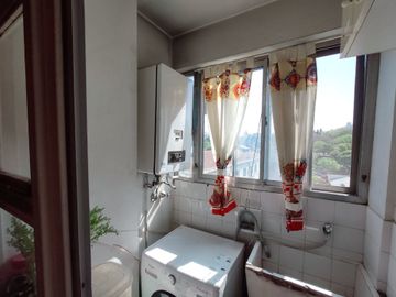 VENTA - PARQUE LEZAMA - 3/4 AMBIENTES