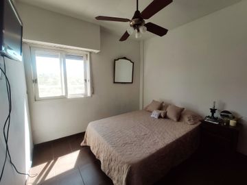 VENTA - PARQUE LEZAMA - 3/4 AMBIENTES