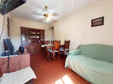 VENTA - PARQUE LEZAMA - 3/4 AMBIENTES
