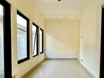Dijual Rumah Siap Huni Emerald Bintaro Jaya