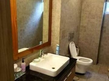 A0469 Spacious 5 Bedroom House For Sale in Mckinley Hill Village Taguig