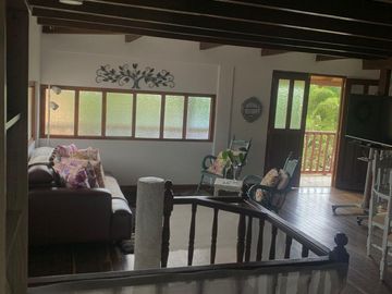 casa en venta en borrero ayerbe. Cod V15186