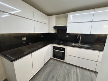 apartamento en arriendo en las antillas. Cod A9434036