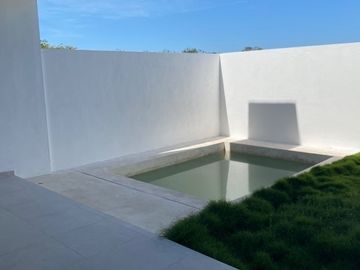Casa en venta tipo TownHouse en Residencial Xcanatún
