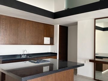 Casa en venta tipo TownHouse en Residencial Xcanatún
