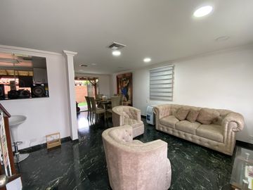 casa en venta en cinco soles. Cod V17149
