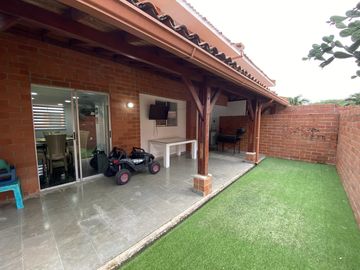 casa en venta en cinco soles. Cod V17149