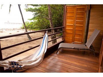 SEA Confiable Vende Resort en Bocas del Toro