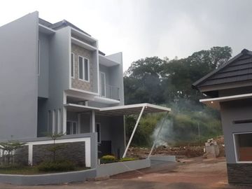 Rumah Sejuk dan Asri di Cimahi 15 mnt ke RS Cibabat Harga Mulai 1.1M-an Diskon Special Bulan ini cash keras 50 juta.