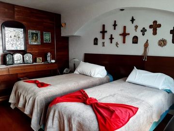 VENTA DE CASA AMPLIA EN BOSQUES DE ANGELÓPOLIS. PUEBLA.