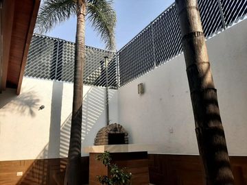 VENTA DE CASA AMPLIA EN BOSQUES DE ANGELÓPOLIS. PUEBLA.