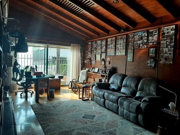VENTA DE CASA AMPLIA EN BOSQUES DE ANGELÓPOLIS. PUEBLA.