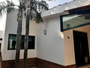VENTA DE CASA AMPLIA EN BOSQUES DE ANGELÓPOLIS. PUEBLA.