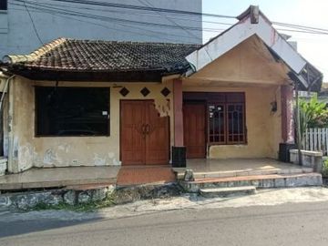 DIJUAL Rumah Cipunegara, Surabaya