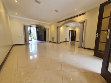 EN VENTA CASA URBANIZACION RÍO GRANDE  KM.1.5 - SAMBORONDON