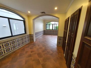 EN VENTA CASA URBANIZACION RÍO GRANDE  KM.1.5 - SAMBORONDON