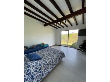 Se vende finca independiente en el Carmen, Vereda las garzonas