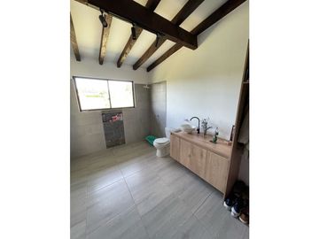 Se vende finca independiente en el Carmen, Vereda las garzonas
