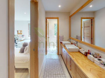 Rancho San Francisco Venta Casa Cobijada por Árboles