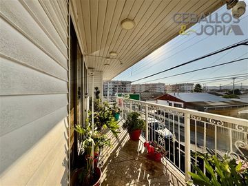 Casa en venta de 7 dorm. en Villa Alemana