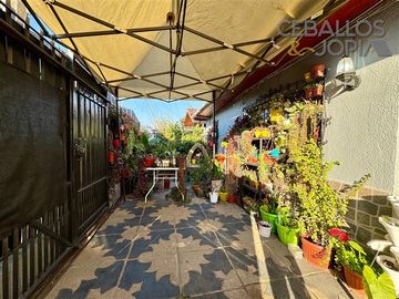 Casa en venta de 7 dorm. en Villa Alemana