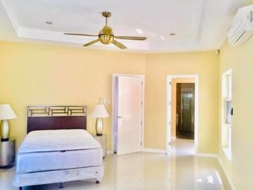 4 Bedroom House for sale