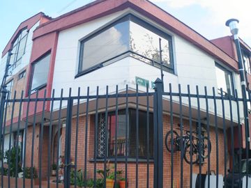 apartamento en arriendo en salitre. Cod A6824901