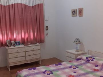 Casa PH en venta en Villa Dominico