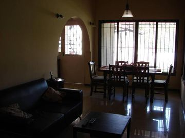 Excelente Chalet 3 dorm.*cochera* piscina