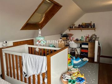 Casa en venta de 3 dorm. en La Florida