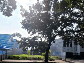 Kavling Kotak Row Jalan Lebar Di Kencana Loka BSD City 10866