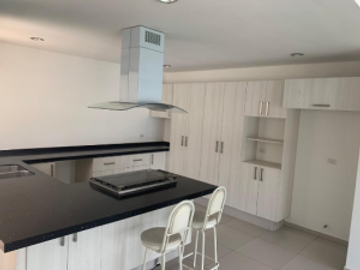 VENTA DE CASA EN CUMBRES DEL LAGO, JURIQUILLA.