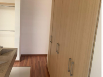 VENTA DE CASA EN CUMBRES DEL LAGO, JURIQUILLA.