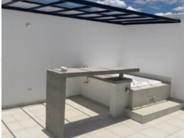 VENTA DE CASA EN CUMBRES DEL LAGO, JURIQUILLA.