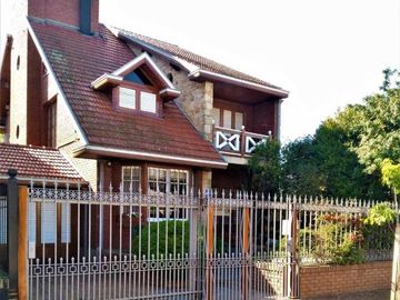 Chalet en venta en Ezpeleta Este