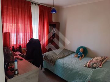Casa en venta de 4 dorm. en La Florida