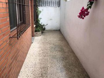 Departamento Tipo Casa en venta en Lanus Oeste