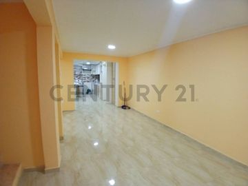 Se arrienda casa remodelada en Antofagasta con gran conectividad