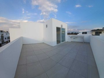 SE VENDE HERMOSA CASA