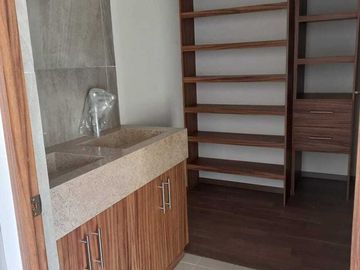 SE VENDE HERMOSA CASA
