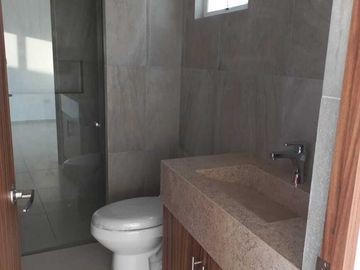 SE VENDE HERMOSA CASA
