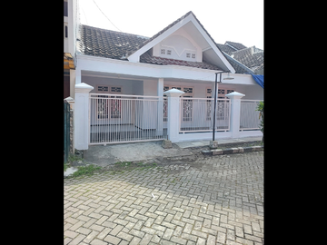 rumah dijual lokasi strategis di pandanwangi blimbing malang GMK04006