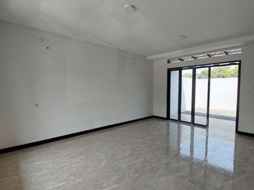 Dijual Rumah Baru 2 Lantai Lokasi Strategis Di Mampang Depok