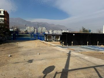 Terreno para edif. 8 pisos con gran acceso a Costanera Norte