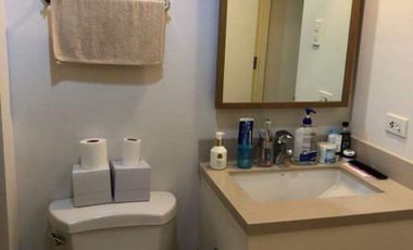 Condominium 1 Bedroom: 1BR Condo For Sale in One Rockwell East Tower Rockwell Makati City