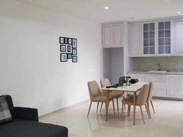 SEWA Townhouse baru di Cipete semifurnish 4Kamar untuk hunian!