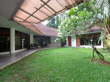 DIJUAL RUMAH TANAH LUAS dan ASRI at Jl KEMANG SELATAN, JAKSEL