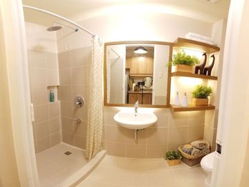 2 Bedroom 56qsm Condo Near BGC Prisma Residences in Pasig