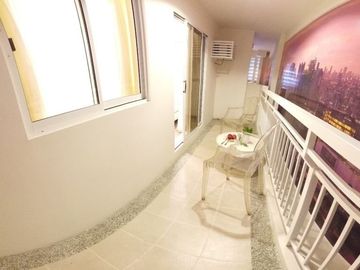 2 Bedroom 56qsm Condo Near BGC Prisma Residences in Pasig