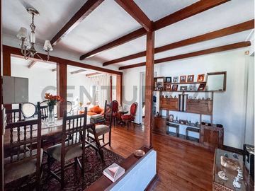 Casa en Venta, amplio terreno, La Reina